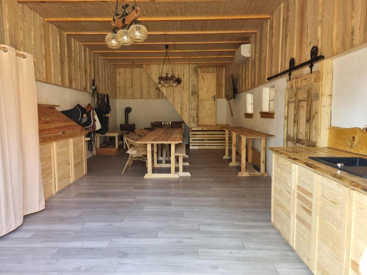 Scheune In Ostseenaehe Auch Mit Pferd Ducherow Esterno foto